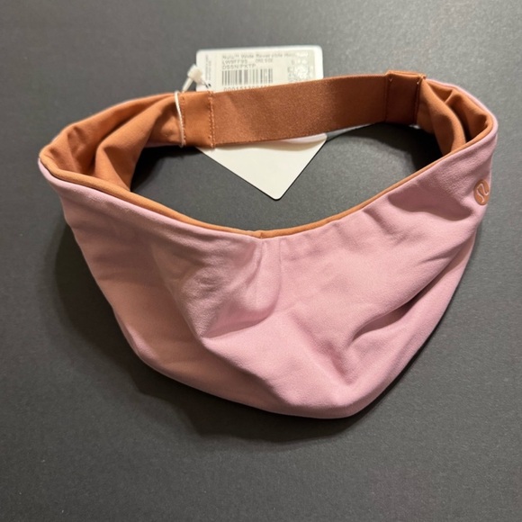 Lululemon Accessories - LULULEMON FRINGE FIGHTER REVERSIBLE HEADBAND NWT  W/FREE SCRUNCHIE